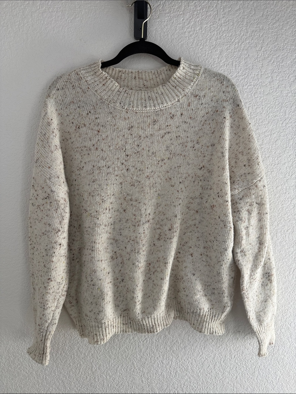 Blu Pepper Cream Flecked Crewneck Sweater- L